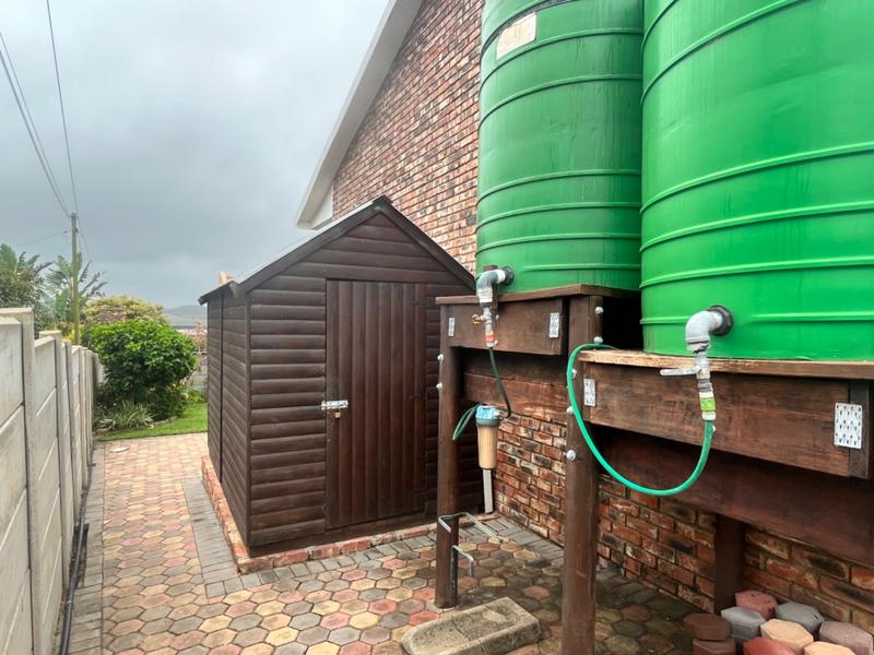 4 Bedroom Property for Sale in Fraaiuitsig Western Cape
